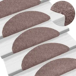 Maty na schody samoprzylepne 5 szt. 56x17x3 cm jasnobrązowe półokrągłe