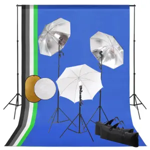 Zestaw studyjny z lampami, parasolkami, tłami i reflektorem