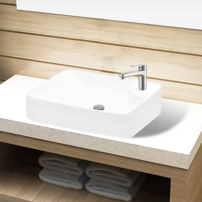 Ceramiczna umywalka z otworem na kran, biała